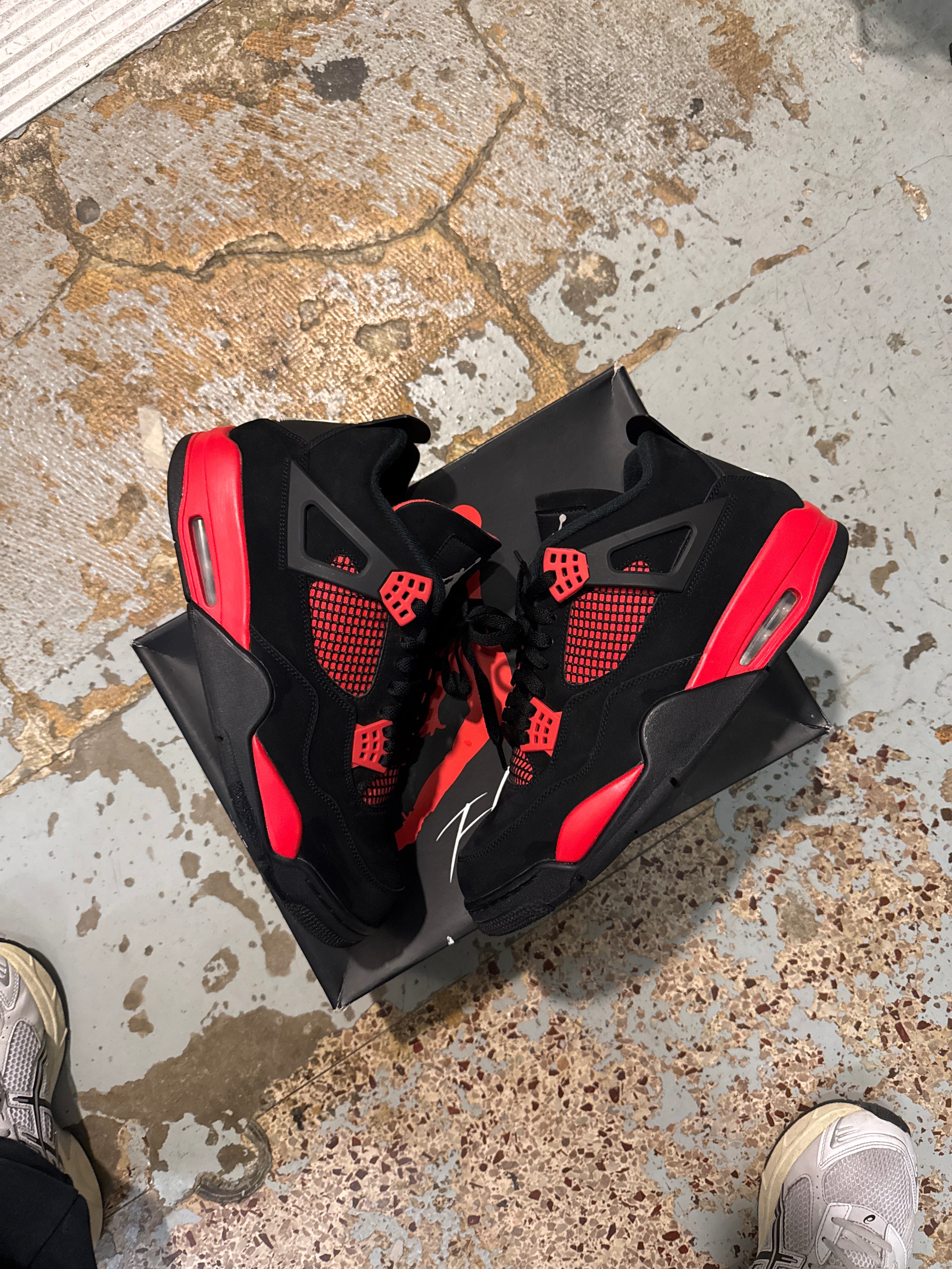 Jordan 4 Retro Red Thunder (13M)