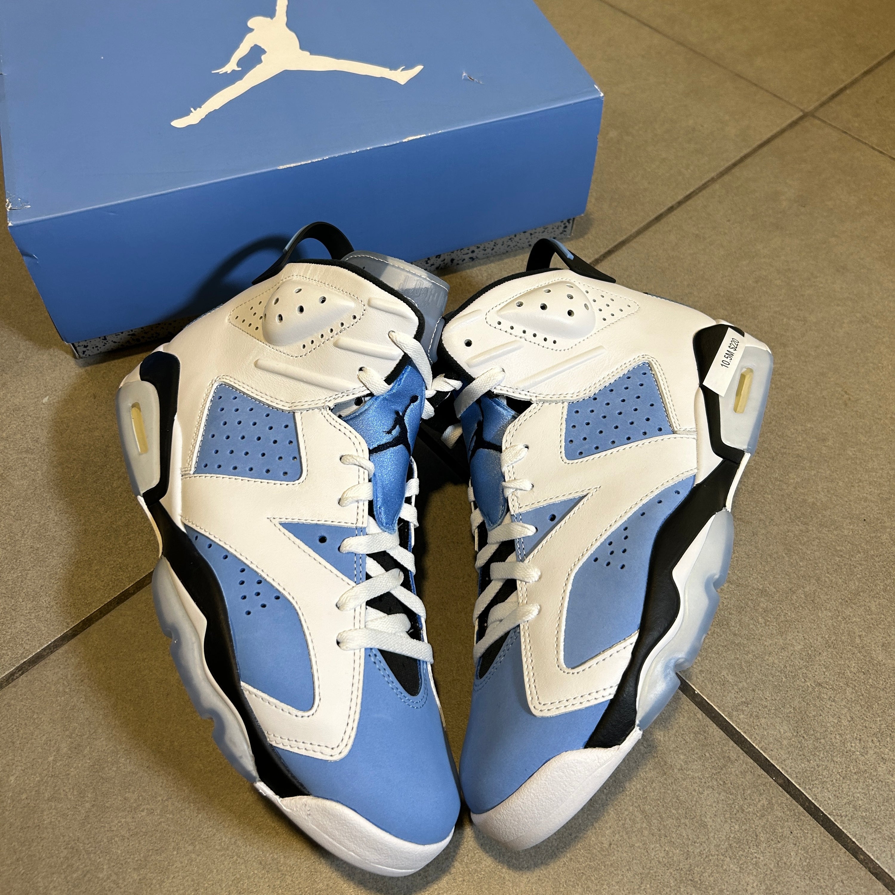 Jordan 6 Retro UNC White