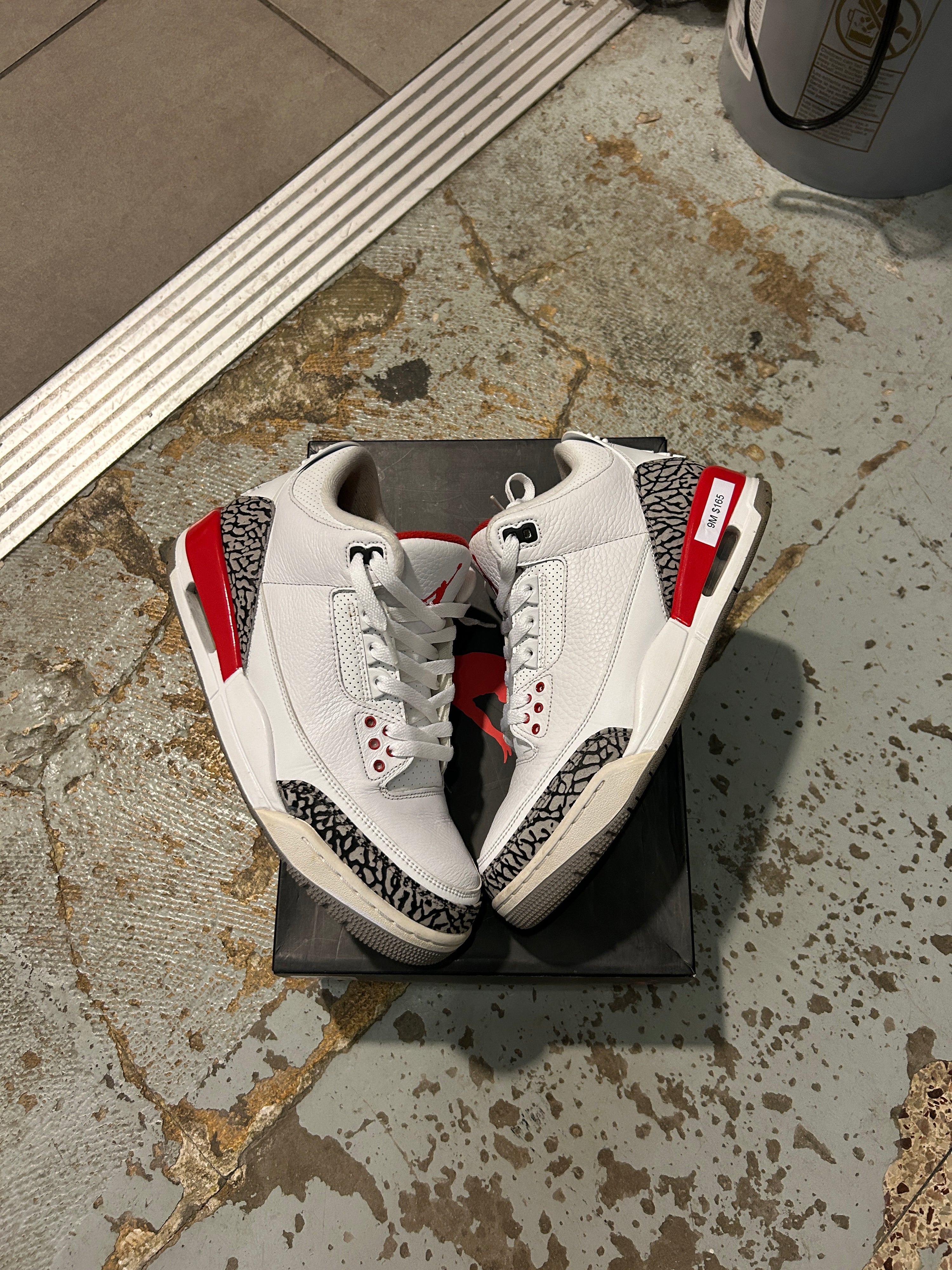 Jordan 3 Retro Hall of Fame (9M)