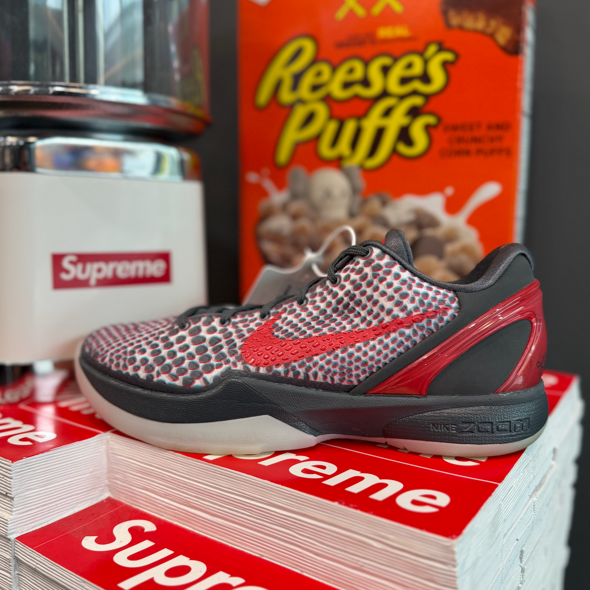 PRE OWNED - Kobe 3D's 9M