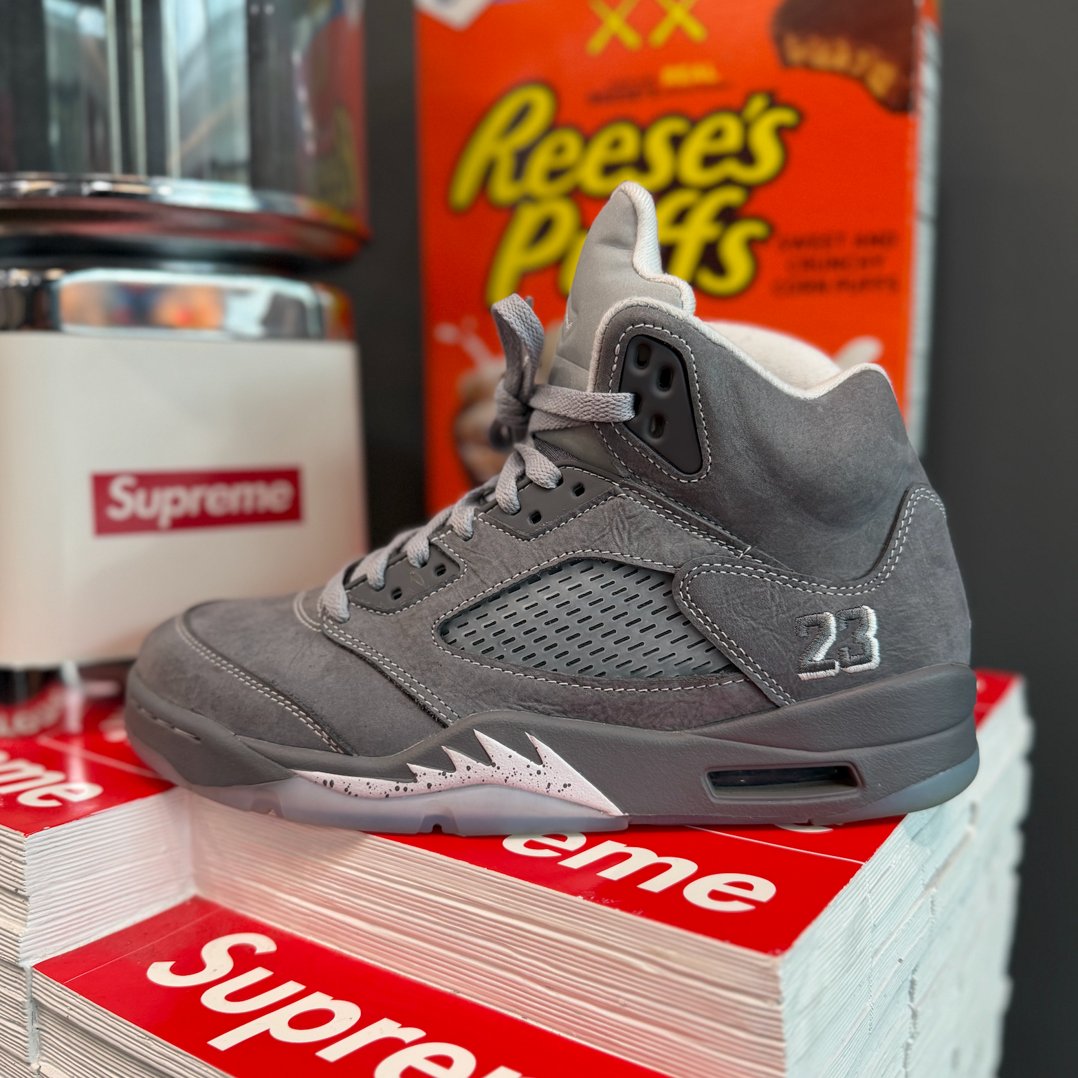 PRE OWNED - Wolf Grey 5 9M